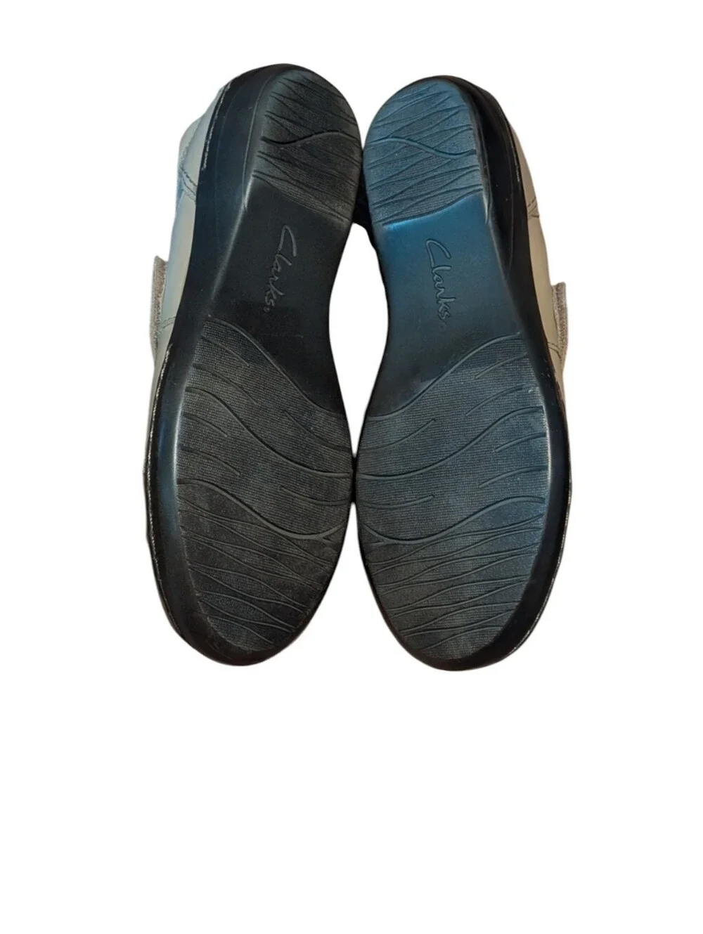 Clarks Collection Ashland Spin Q leather Mary Janes with a crisscross strap 8W